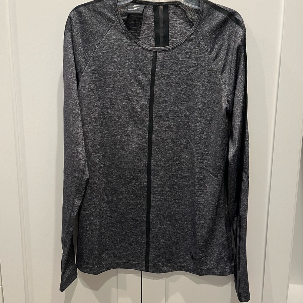 Nike Pro Hypercool mesh long sleeve top - Picture 3 of 11